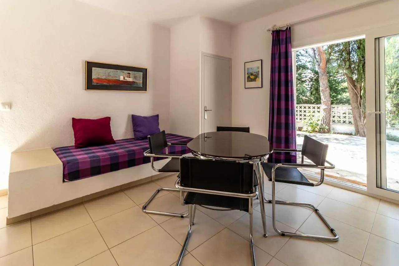 LA FARELLA 56 agradable apartamento cerca del mar Llança Spagna