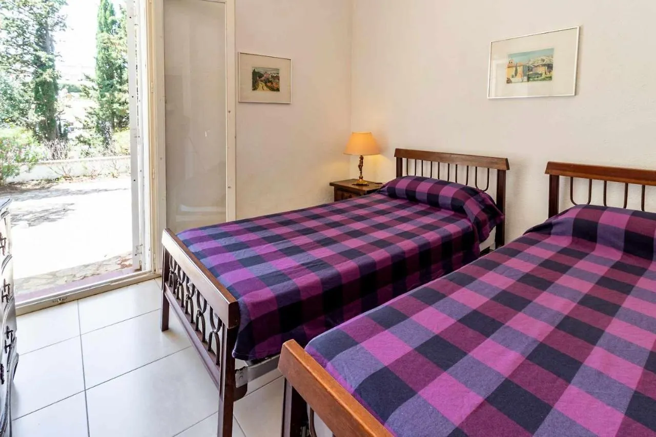 La Farella 56 Apartamento Cerca Del Mar Llanca Apartment